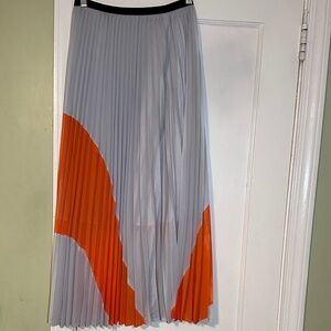 Elegant Gray and Orange Pleated Skirt